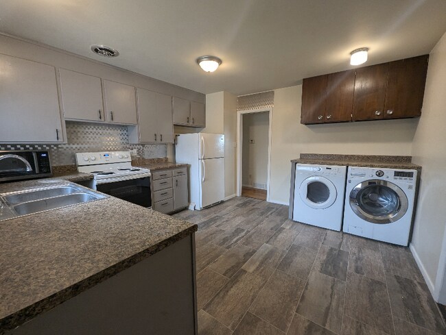 Foto del edificio - 20 Loch Lomond Ln