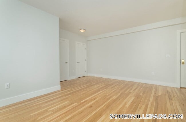 Foto del edificio - 136 Highland Ave