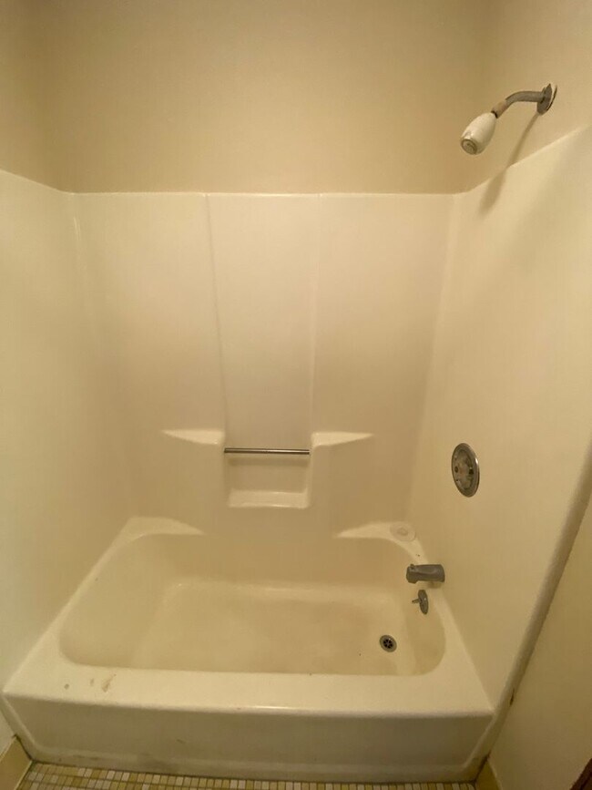 Foto del interior - 1233 Marshall / 1222-36 Cass