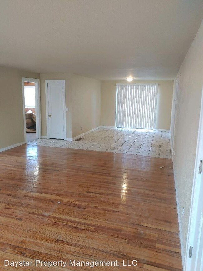 Foto del edificio - 3 br, 2 bath House - 643 N Molalla Ave