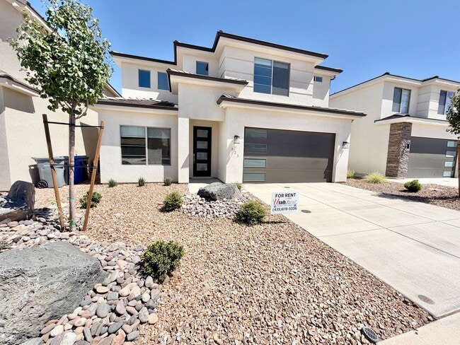 Building Photo - Beautiful home in Washington! Pet Friendly!!