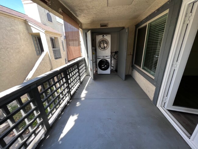 Building Photo - 8617 Arminda Cir
