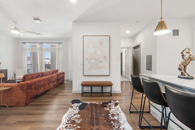 Foto del edificio - 1301 Leah Ave