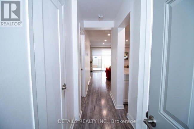 Building Photo - 2410 Orient Park Dr