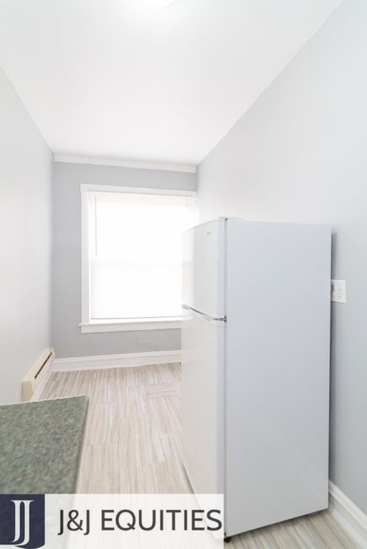 Foto del edificio - 3263 W Wrightwood Ave