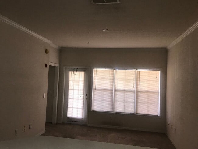 Building Photo - 3751 Conroy Rd
