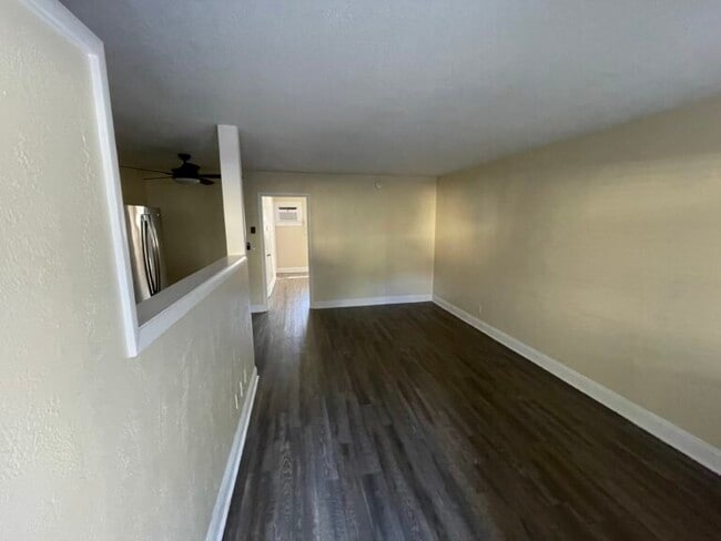 Building Photo - The Corvette Apartments