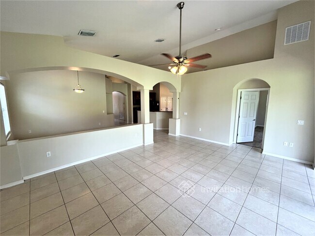 Foto del edificio - 1705 Altavista Cir