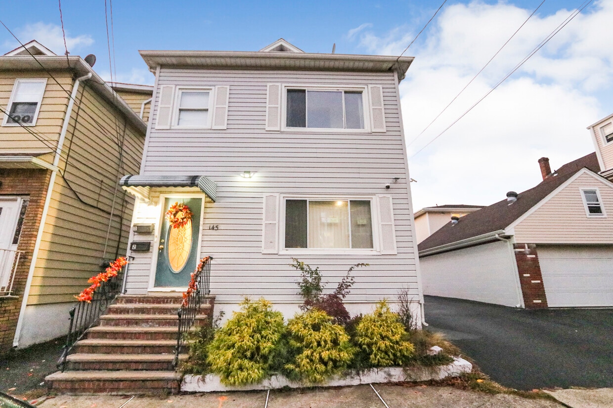 145 Westervelt Pl Unit 2, Lodi, NJ 07644 Apartments in Lodi, NJ