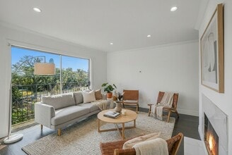 Building Photo - 2333 Bering Dr