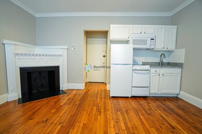 Building Photo - 50 Park Vale Ave