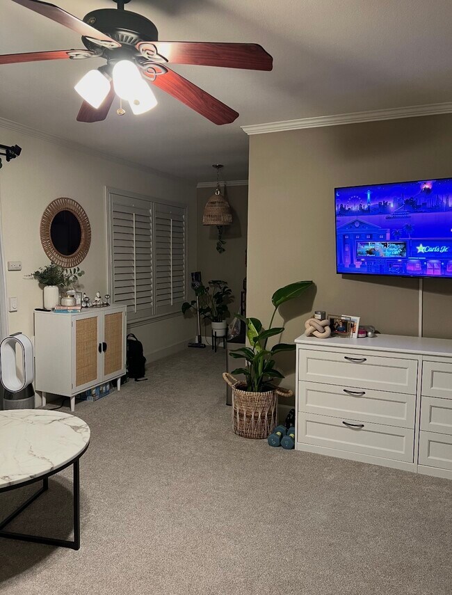 Foto del edificio - 3056 Via Alicante Via