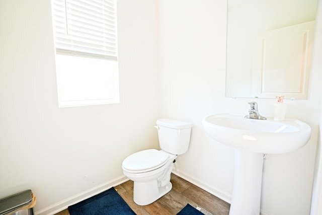 Foto del edificio - 2733 Berrywood Ln