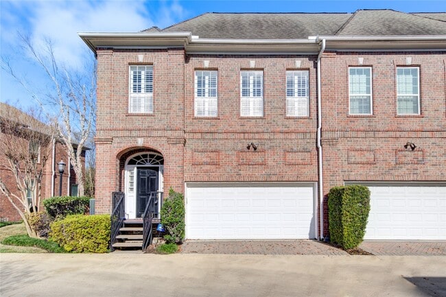 Foto del edificio - 6811 Staffordshire Blvd