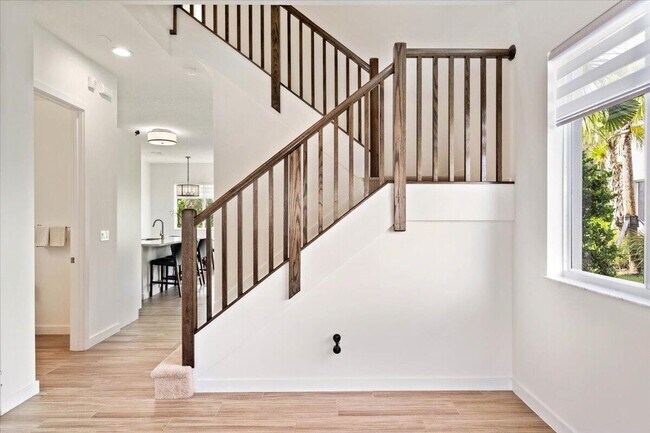Building Photo - 660 Pioneer Way