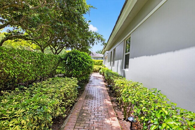 Foto del edificio - 3924 NW 58th St
