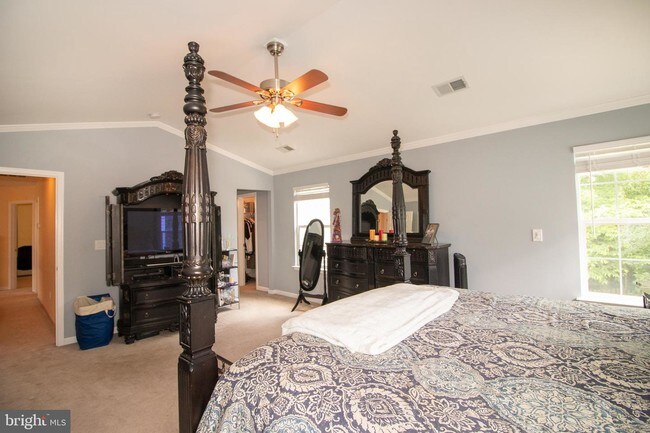 Foto del edificio - 12157 Cheshire Ct