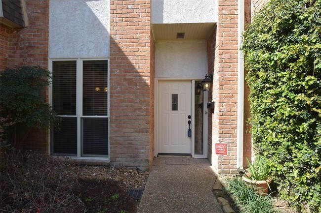 Foto del edificio - 15062 Kimberley Ct