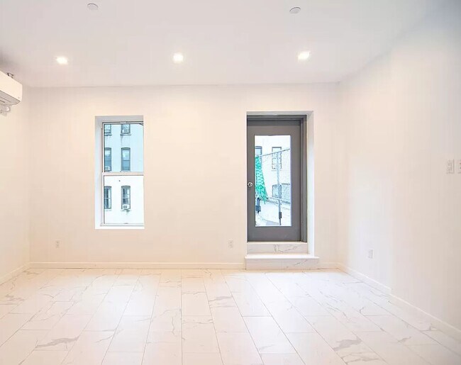Foto del edificio - 115 West 136th Street