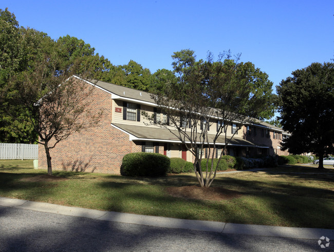 Parsonage Point - Parsonage Point Apartments