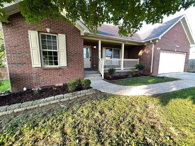 Foto del edificio - Brick Home in Desirable Neigborhood