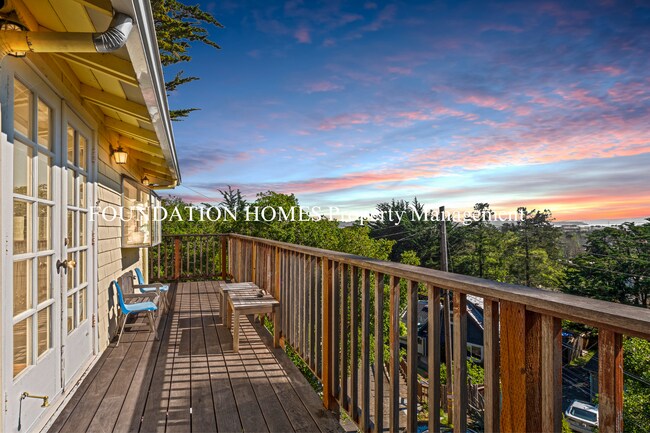Building Photo - Gorgeous Hilltop Home on Rocklyn - A/C - F...