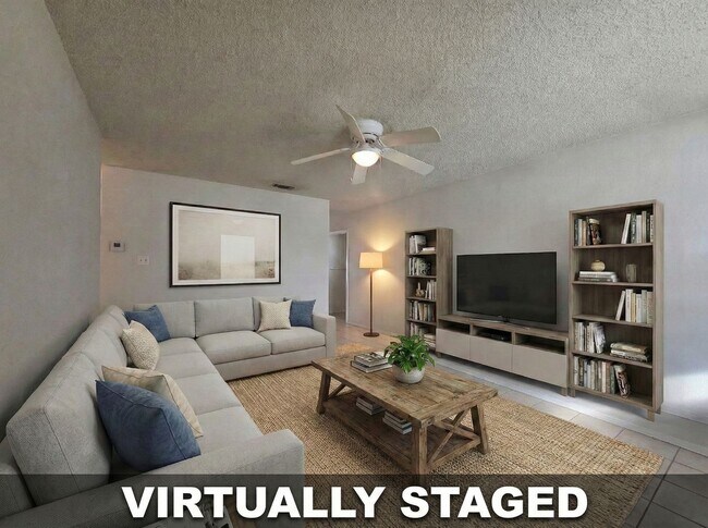 Building Photo - RENT SPECIAL - AVAILABLE NOW!