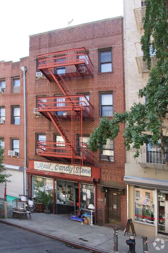 Building Photo - 205 Avenue B