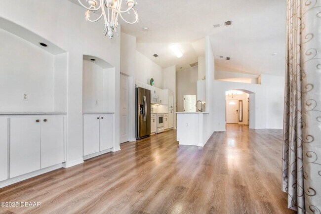 Foto del edificio - 6115 Sabal Point Cir