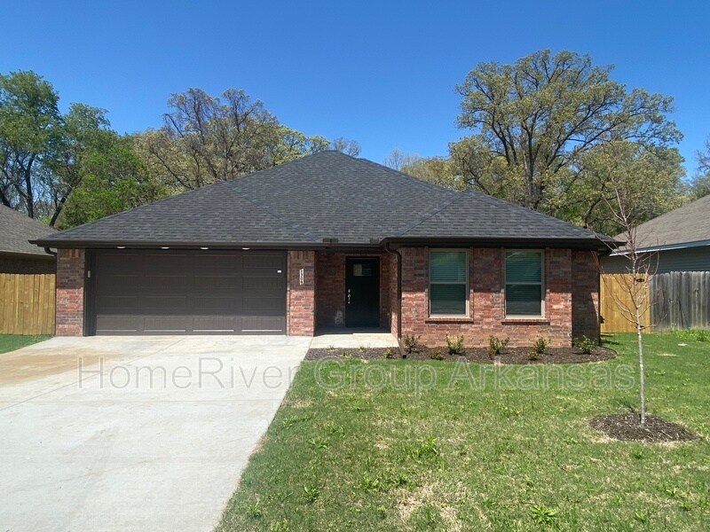 Primary Photo - 1309 Valley Dr