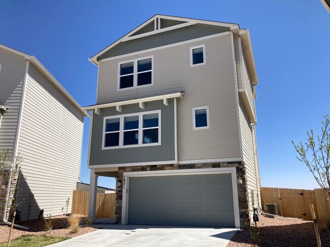 Building Photo - 7971 Jayla Trl