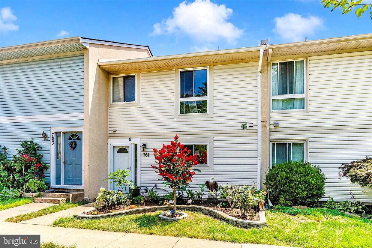 Foto principal - 761 Cordell Way