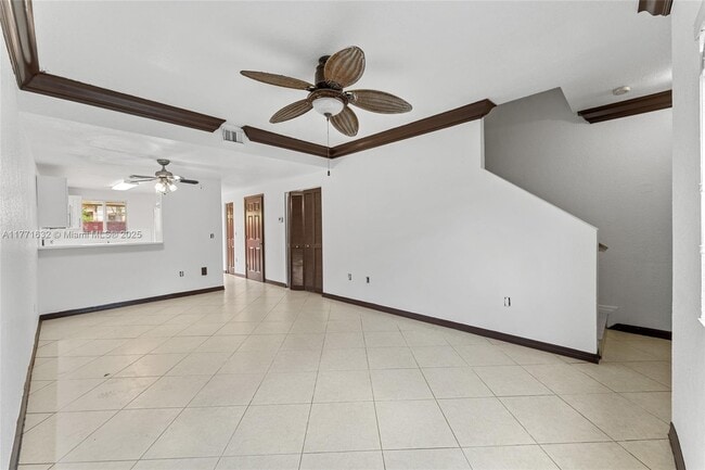 Foto del edificio - 3366 W 80th St