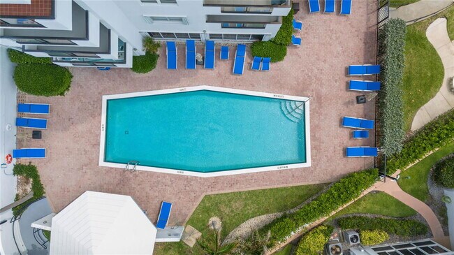 Foto del edificio - 1500 S Ocean Blvd