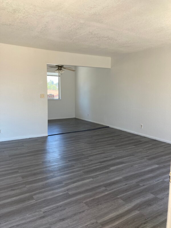Foto del edificio - 1518 Moorpark Ave