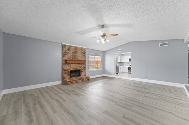 Building Photo - 1509 Pecos St