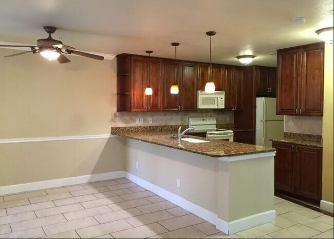 Building Photo - 640 Kenwick Cir
