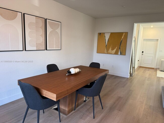 Foto del edificio - 12277 NW 24th Pl