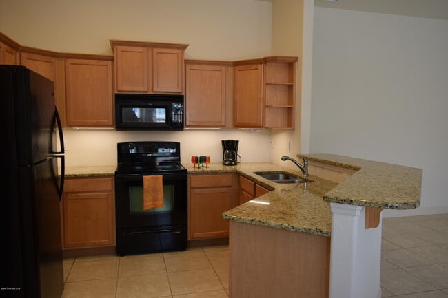 Building Photo - 1170 Eleuthera Dr NE