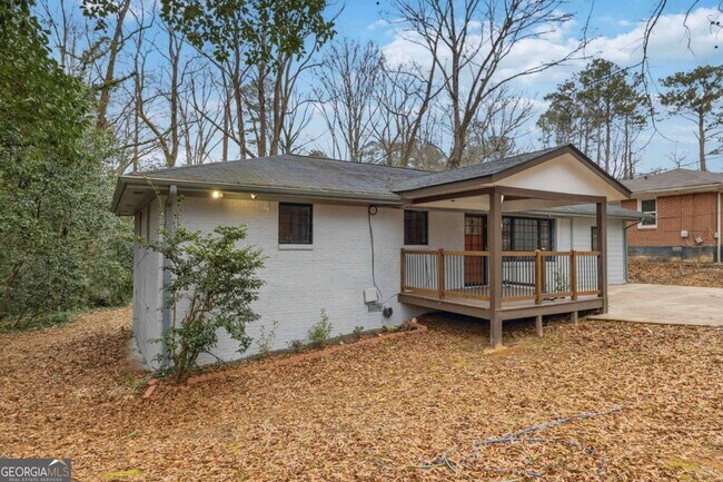 Foto del edificio - 2953 Meadowview Dr SE