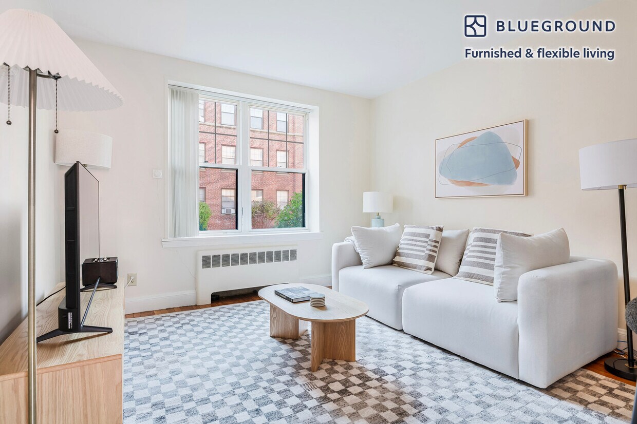 Foto principal - 266 Harvard St