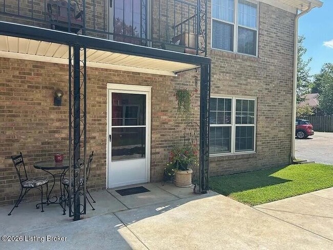 Building Photo - 240 Breckenridge Ln