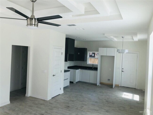 Foto del edificio - 3707 Valeria St