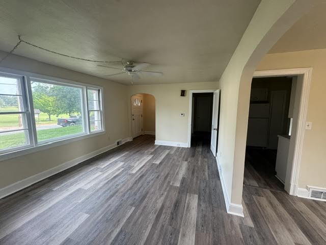 Foto del edificio - First Month Free! Charming 2-Bedroom Home in Stephens City. Pet Friendly