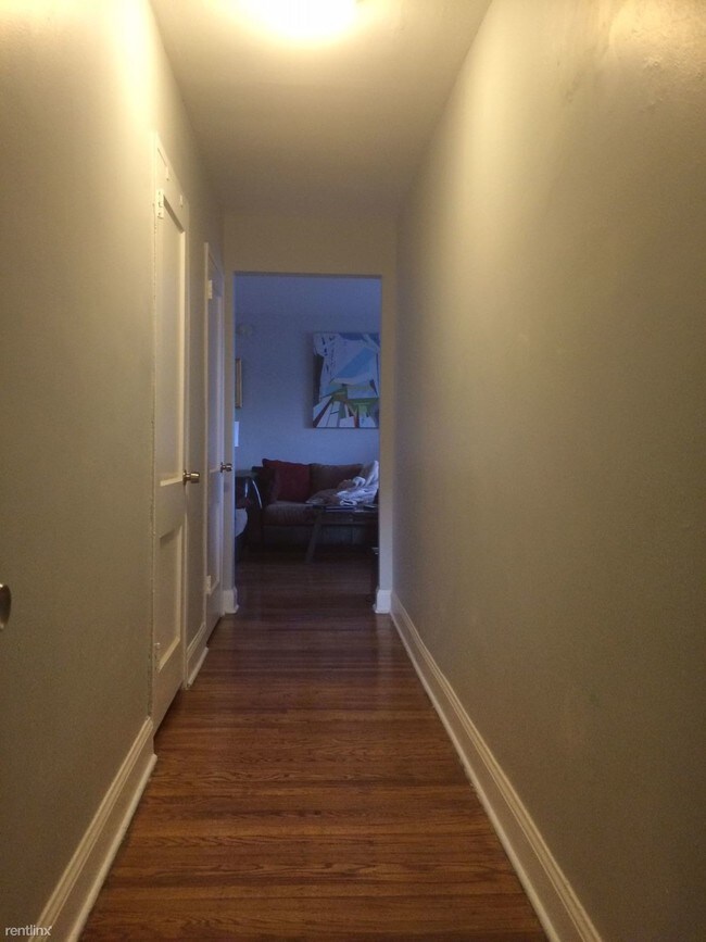 Foto del edificio - 689 W Walnut Ln