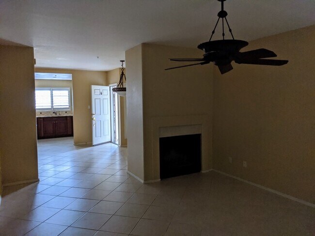 Foto del edificio - Mariposa Scottsdale Condo
