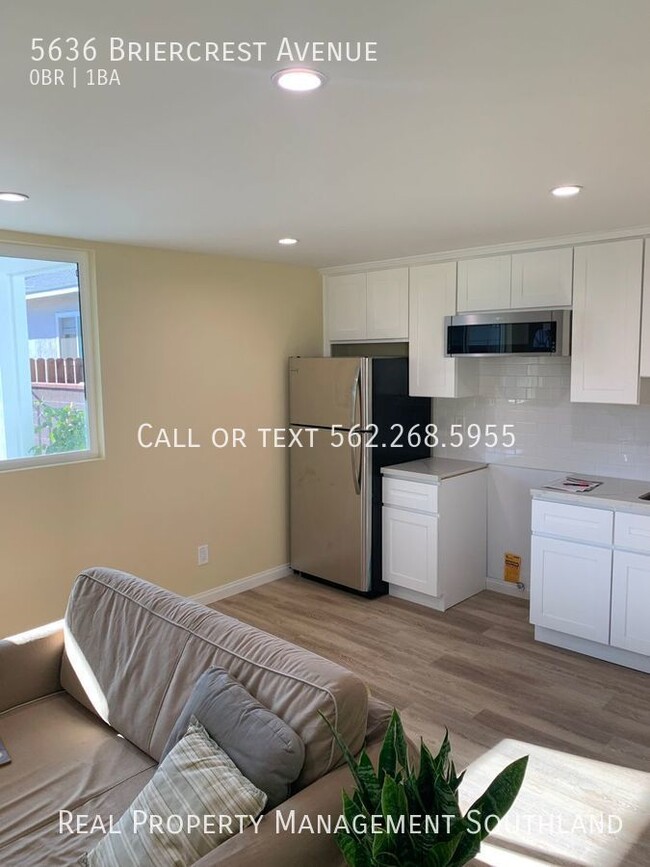 Building Photo - 5636 Briercrest Ave