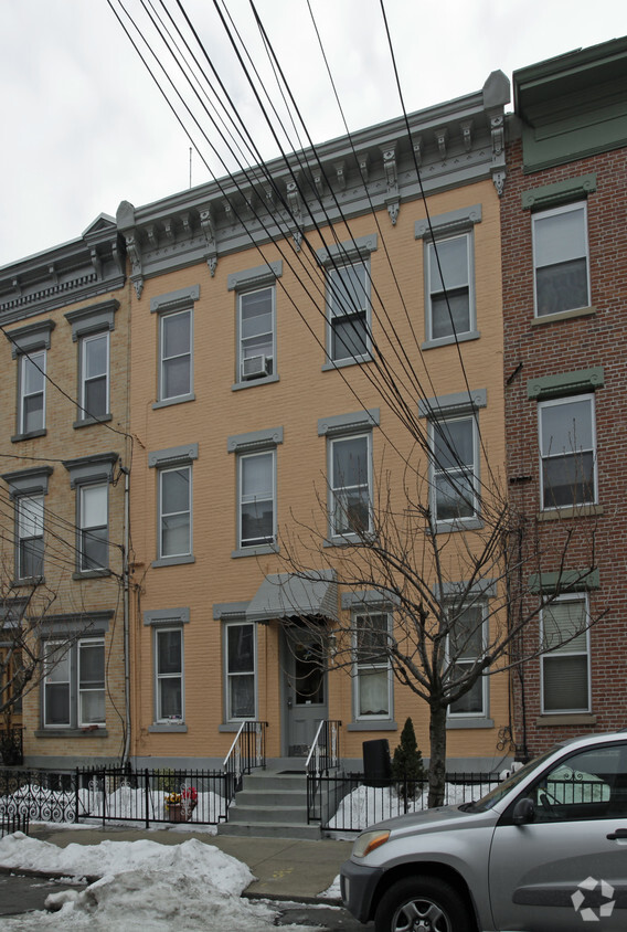 Primary Photo - 351 7th St