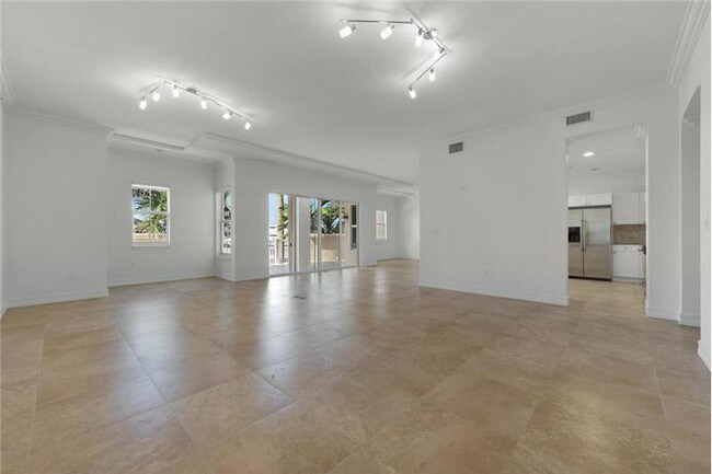 Foto del edificio - 3920 N Flagler Dr