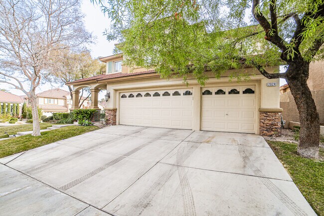 Building Photo - 2024 Arbor Forest St